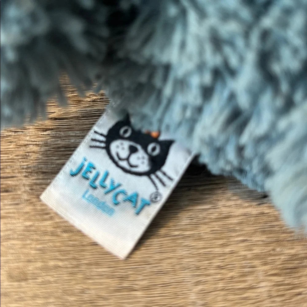 Jellycat Bashful Bunny Medium Forest Green - Picture 5 of 6